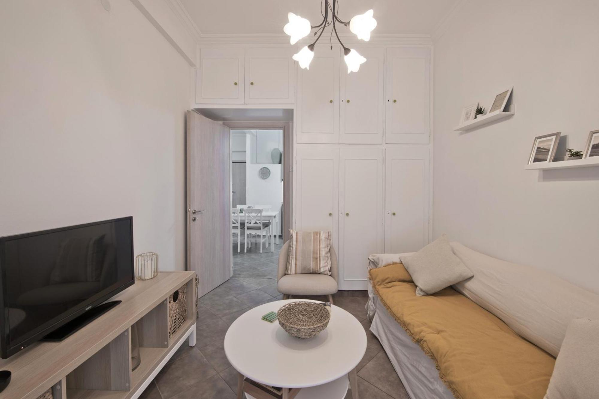 Apartment Irida *